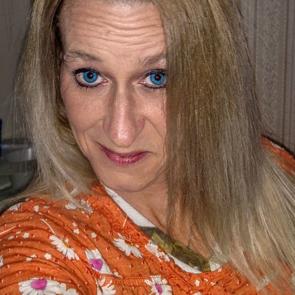 Meet your Posher, Misstie - Picture 1 of 1